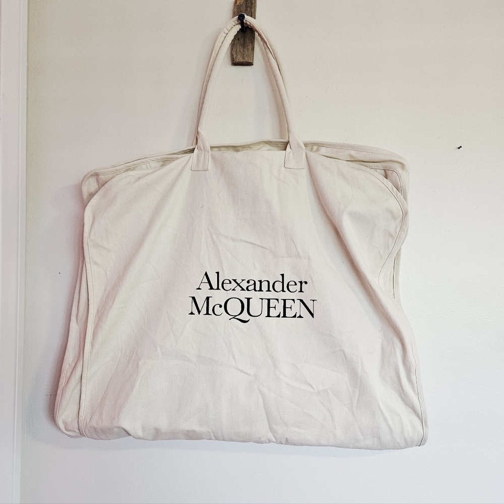Alexander McQUEEN canvas garment bag Cover